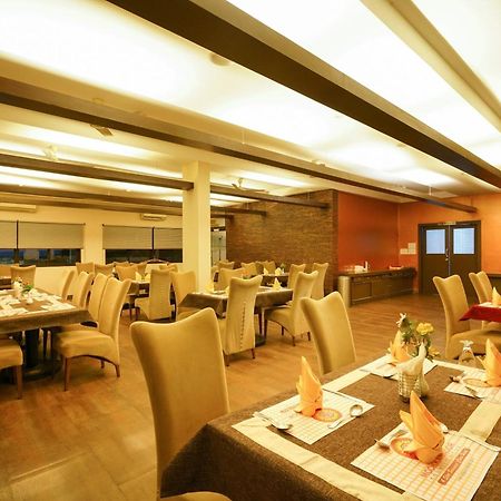 אינגמאלי Super Townhouse Mookkannoor Tourist Home מראה חיצוני תמונה