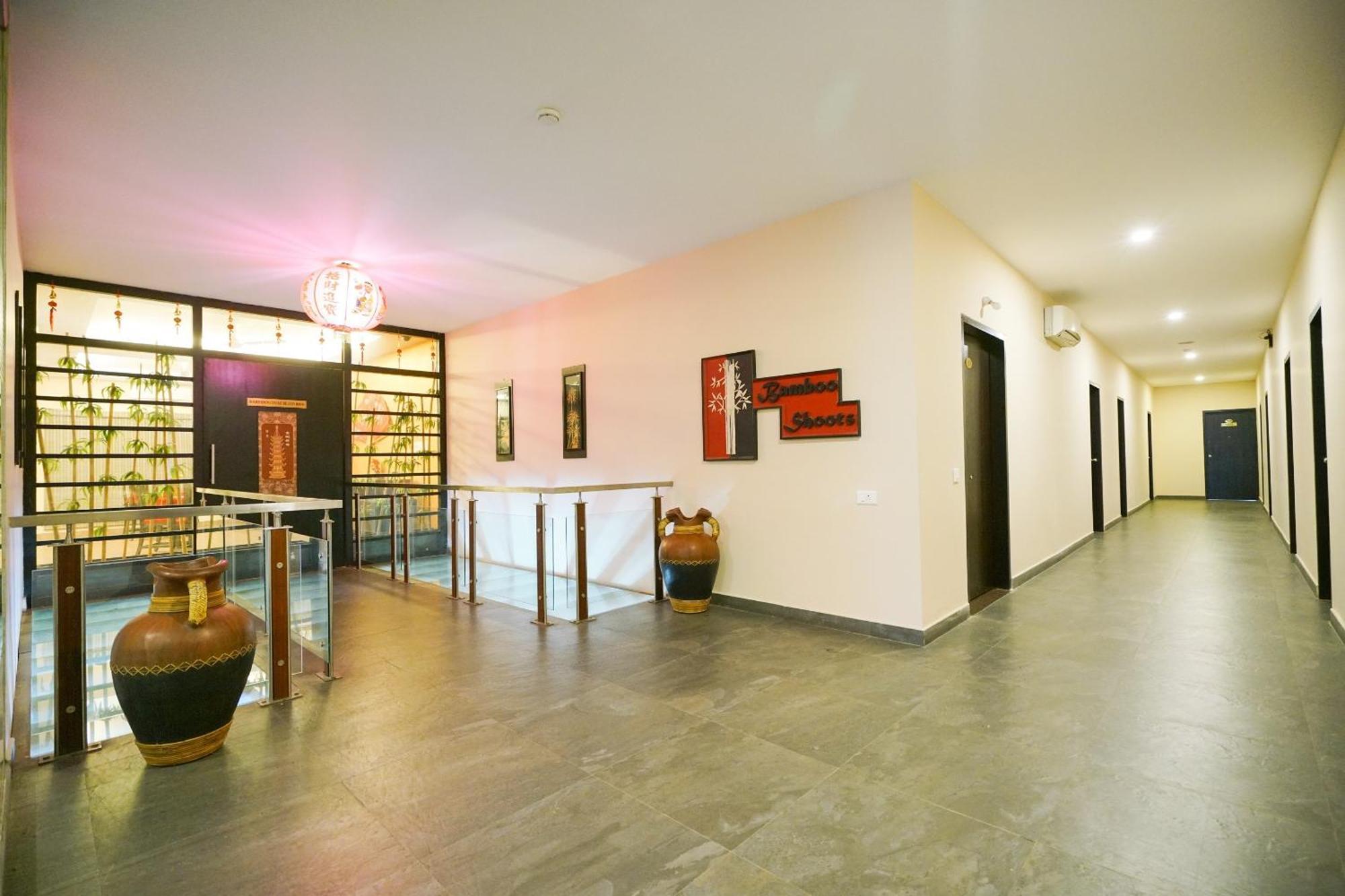 אינגמאלי Super Townhouse Mookkannoor Tourist Home מראה חיצוני תמונה